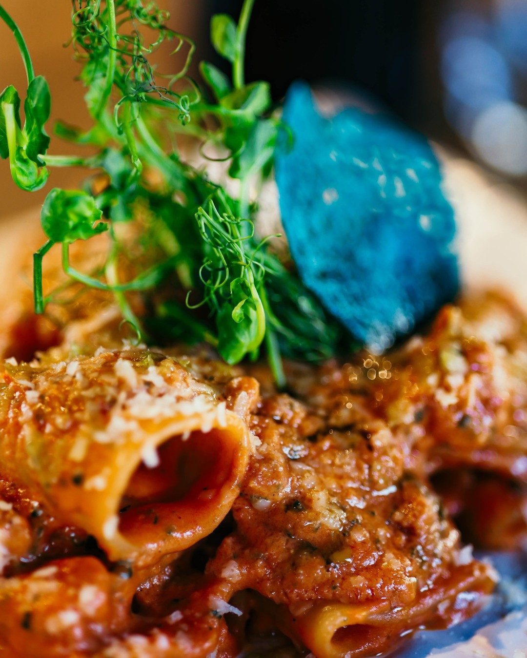 Zozonna pasta with a fine wine, slide 2